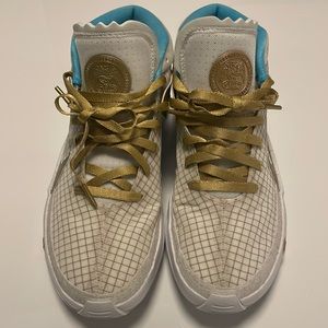 Nike Kevin Durant size 8.5US Brand NEW